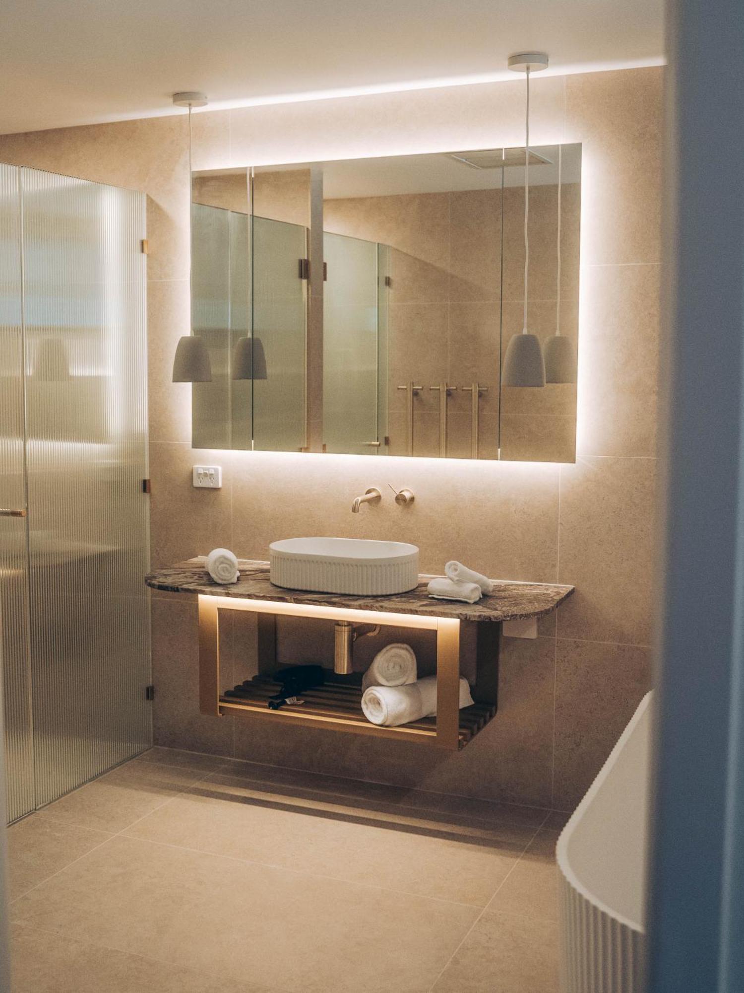 Risby Cove Boutique 4* Strahan
