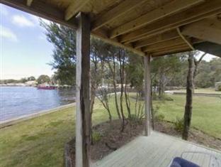 Risby Cove Boutique Motel 4*